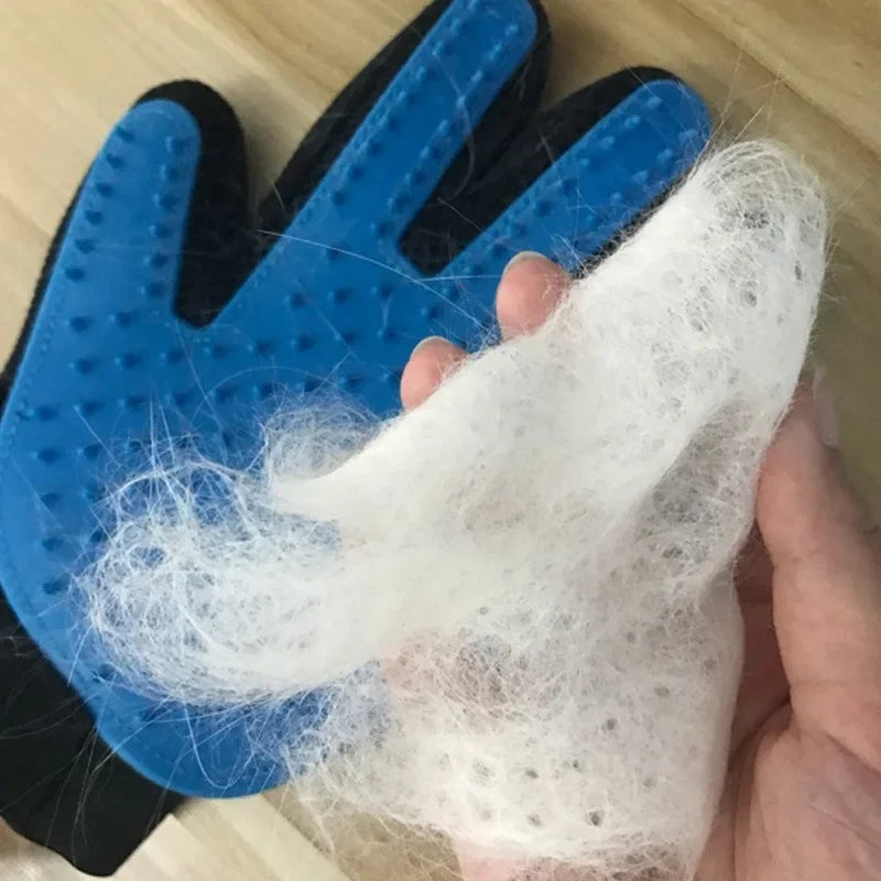 Pet Hair Remover Gloves – Dog & Cat Grooming Mitt