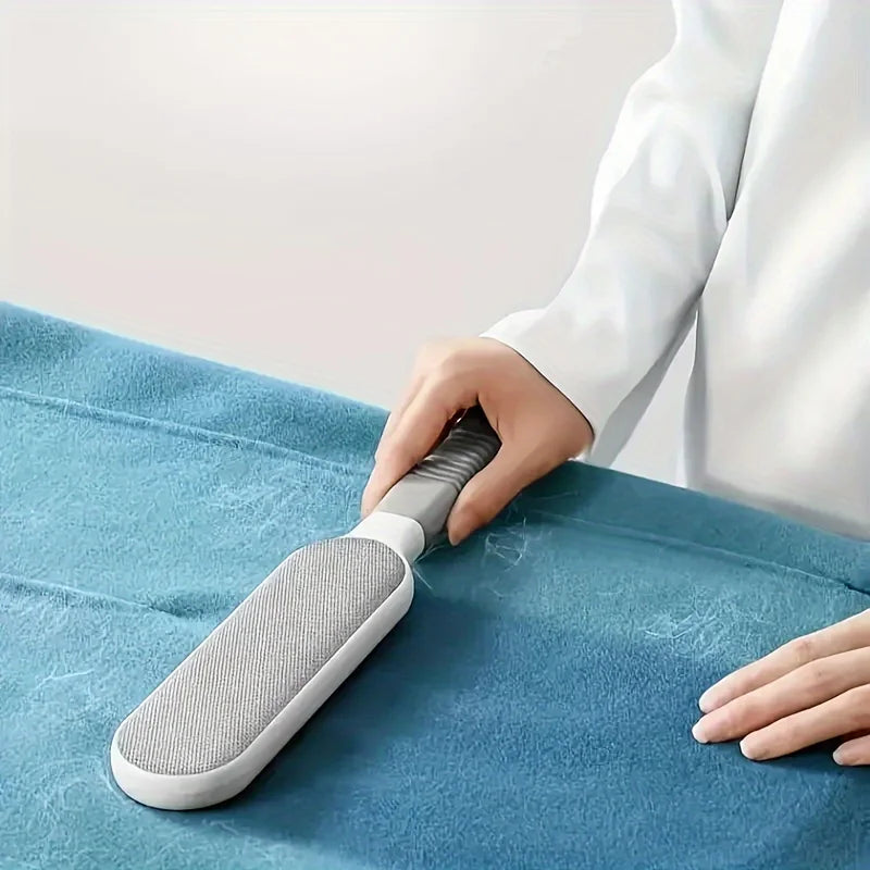 Double-sided manual electrostatic pet hairbrush