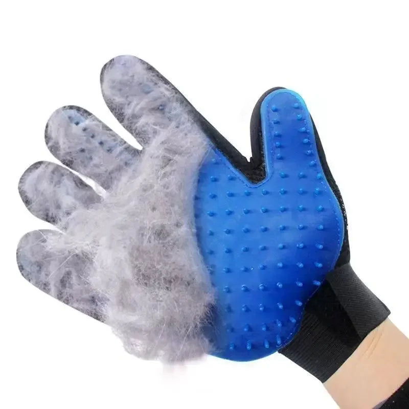Pet Hair Remover Gloves – Dog & Cat Grooming Mitt